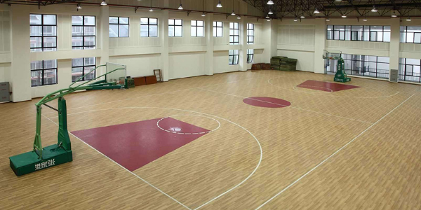 上海越邦機電設備有限公司是專為酒店、辦公場所、商場、醫院、中、高檔公寓、別墅、等提供舒適、健康、智能環境解決方案的專業公司，以商用中央空調安裝技術為核心，提供制冷制暖設備及選型設計安裝售后、新風排風設備及選型設計安裝售后、空氣能中央熱水設備及選型設計安裝售后等安裝性服務。專注于為企業辦公中央空調，酒店中央空調，餐廳中央空調，商場中央空調，辦公樓中央空調，醫院中央空調，超市中央空調，門店中央空調，寫字樓中央空調等場所制定適合自己的中央空調安裝，如有需求，歡迎來電咨詢17717677281。越邦機電原創文章，抄襲必究，轉載請注明出處并附帶本文鏈接