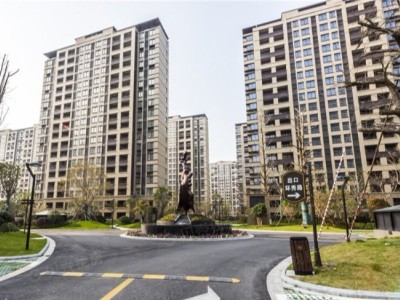 天和前灘時代中央空調安裝工程