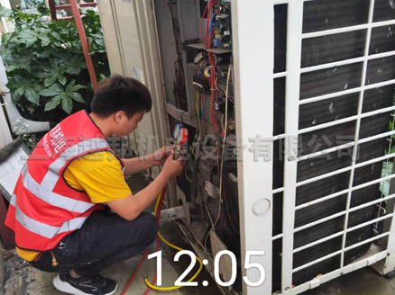 中央空調加制冷劑貴嗎？