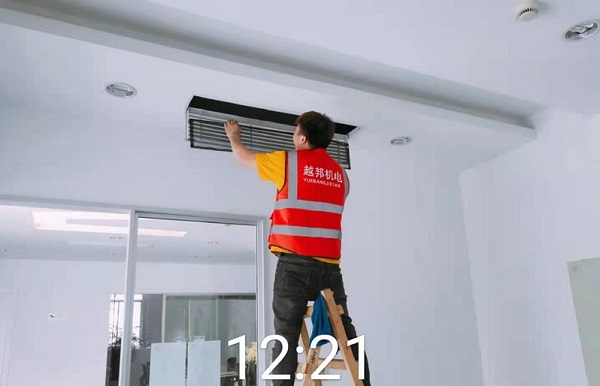 d2069e71e5b40be575f1a0ef4190719a