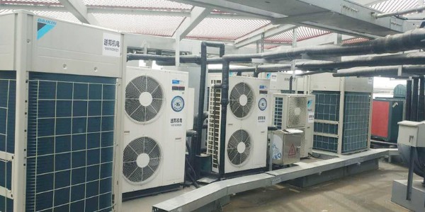 中央空調布局問題，需要提前確定好嗎？