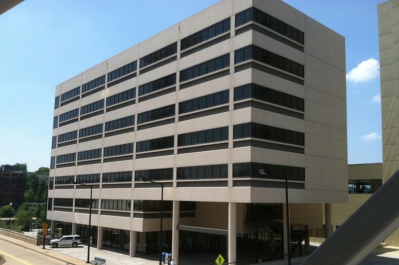 辦公樓中央空調節能改造