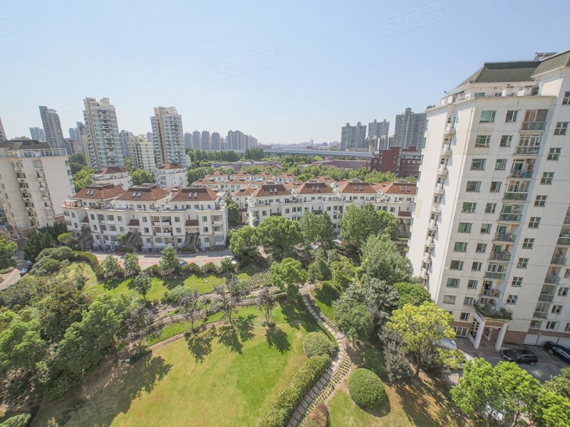 怡東花園大金中央空調安裝工程