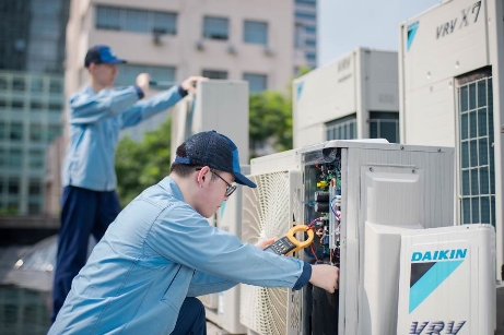中央空調維護起來和清洗麻煩嗎？