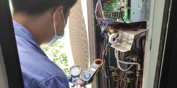 空調(diào)故障維護(hù)-多聯(lián)機(jī)維護(hù)一次多少錢(qián)？